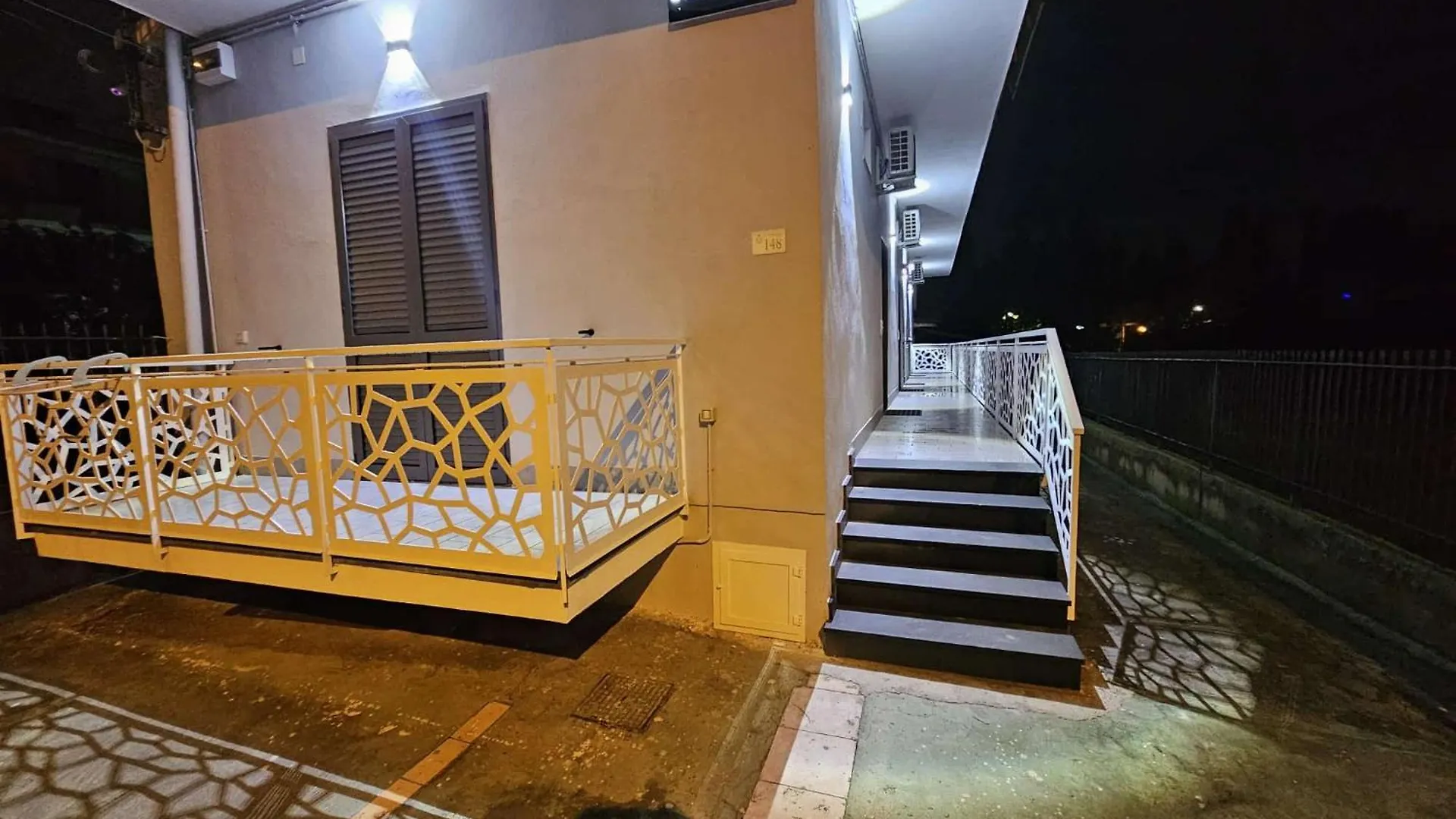 B&B Flair For Life Pomigliano d'Arco Ιταλία